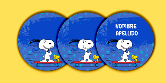ETIQUETAS PERSONALIZADAS SNOOPY REDONDA